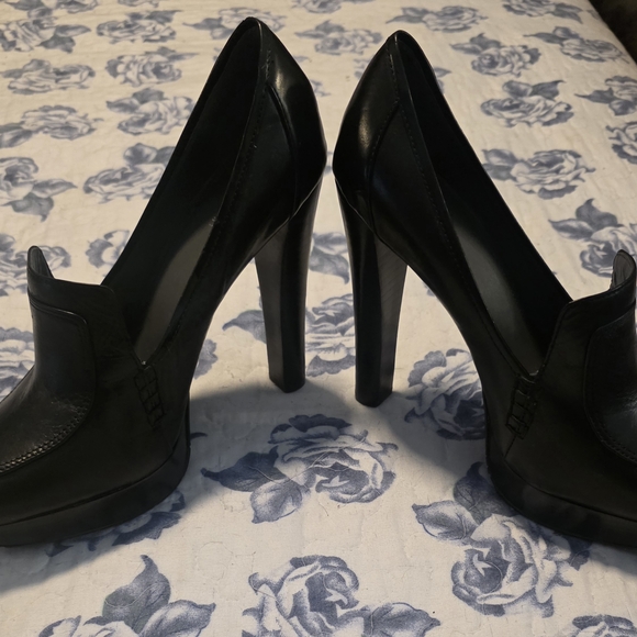 Calvin Klein Black Leather Platform Heel Pumps - Picture 13 of 15